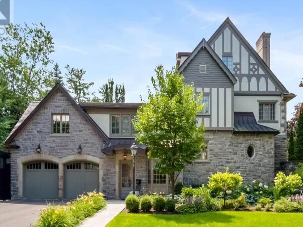 Navigating Today’s Real Estate Market: Tips for Buyers and Sellers