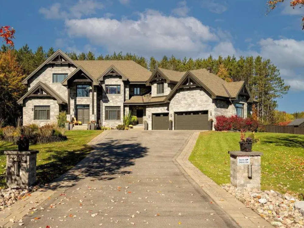 2284 Summerside Drive, Ottawa, ON