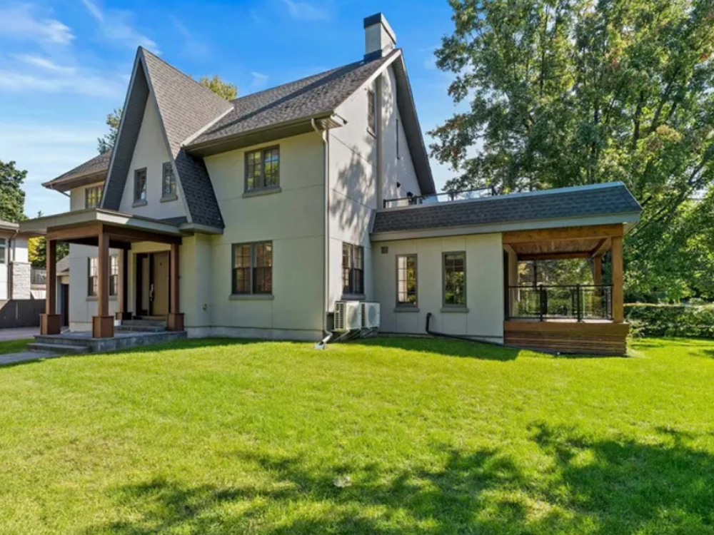 320 Hillcrest Road, Ottawa, ON