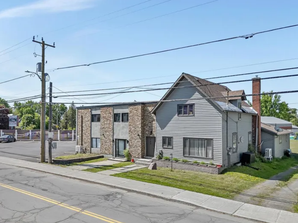 6610 Fourth Line Road, Ottawa, ON